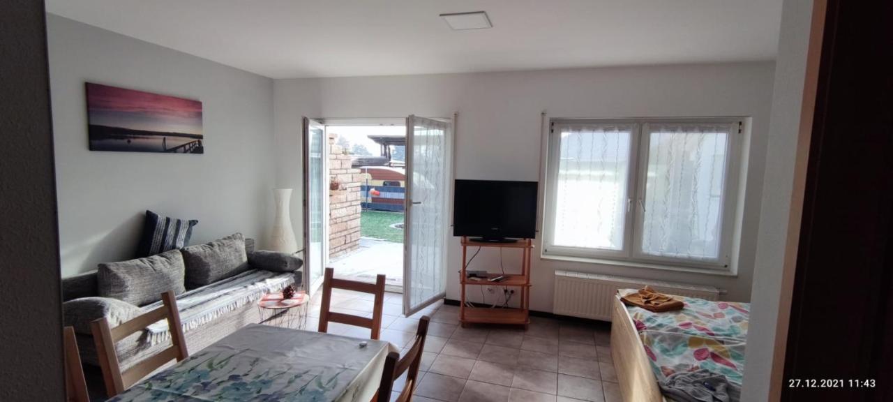 Pension Und Ferienwohnung Walther Storkow  Extérieur photo